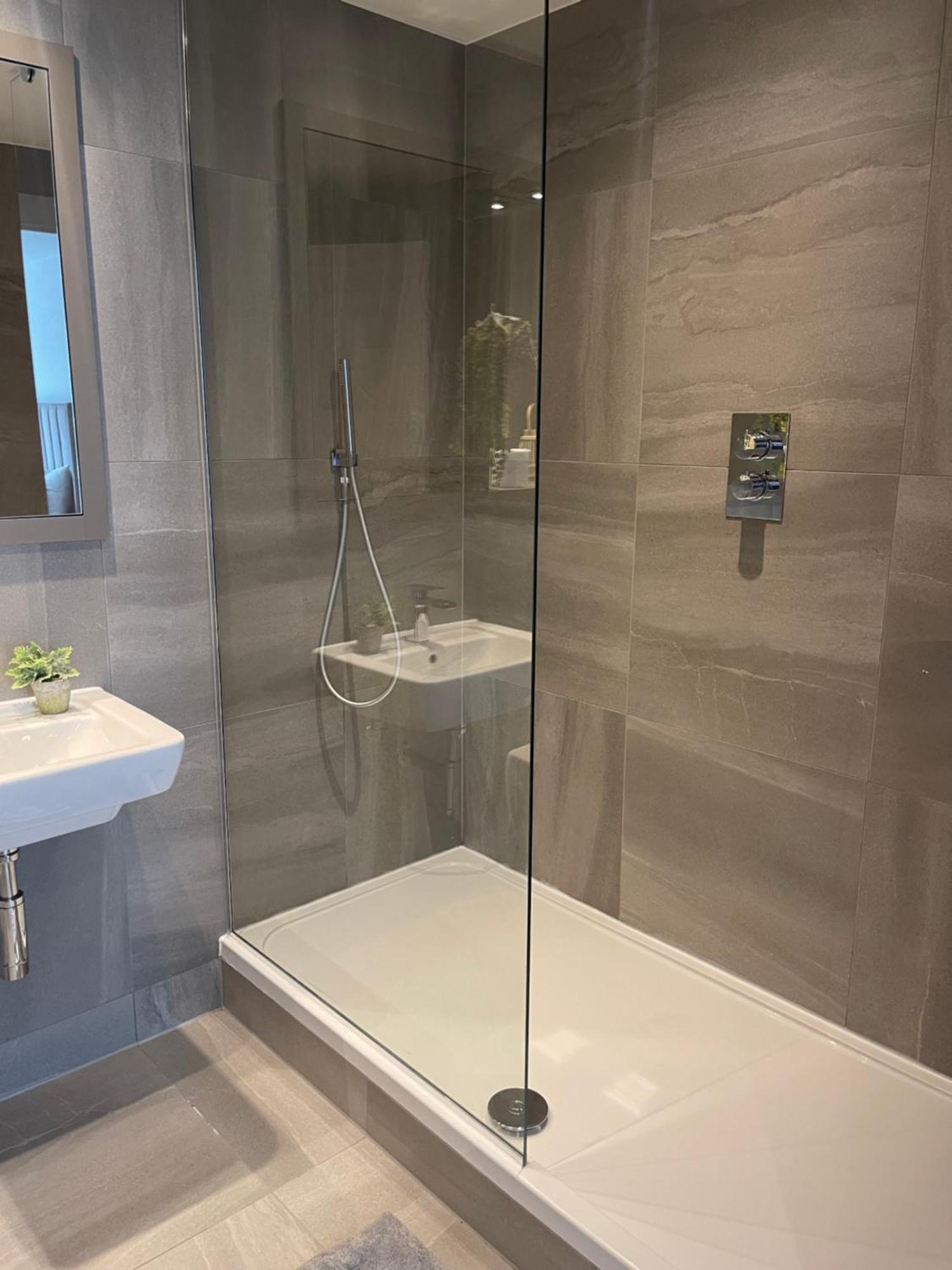 Modern 2 Bedroom City Centre Apartment W Balcony Манчестер Экстерьер фото